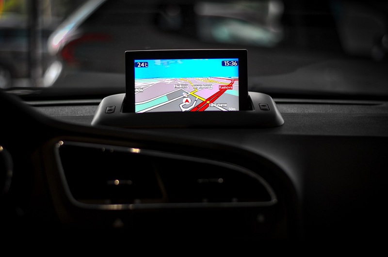 Cara Mengaktifkan GPS Tracker Mobil agar Perjalanan Semakin Aman